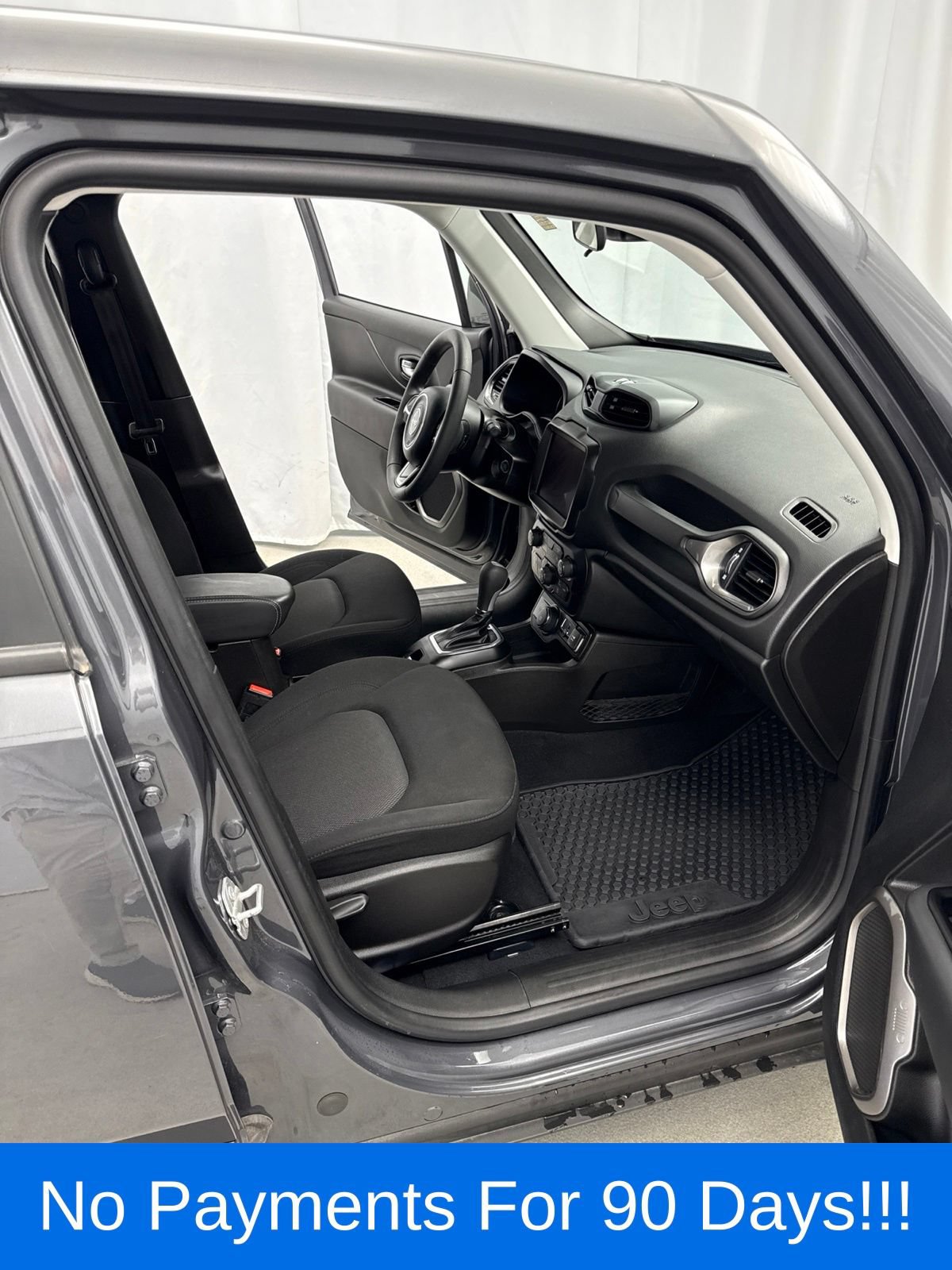 Used 2023 Jeep Renegade Latitude AWD/4WD image 25