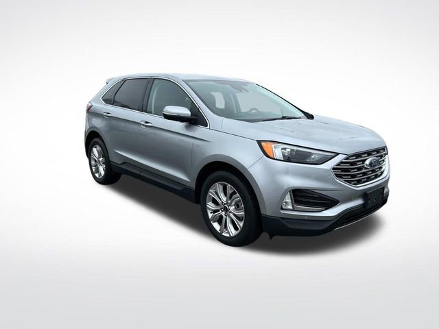 Certified 2024 Ford Edge Titanium image 2