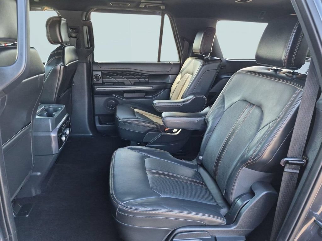 Certified 2022 Ford Expedition Max Platinum AWD/4WD image 23