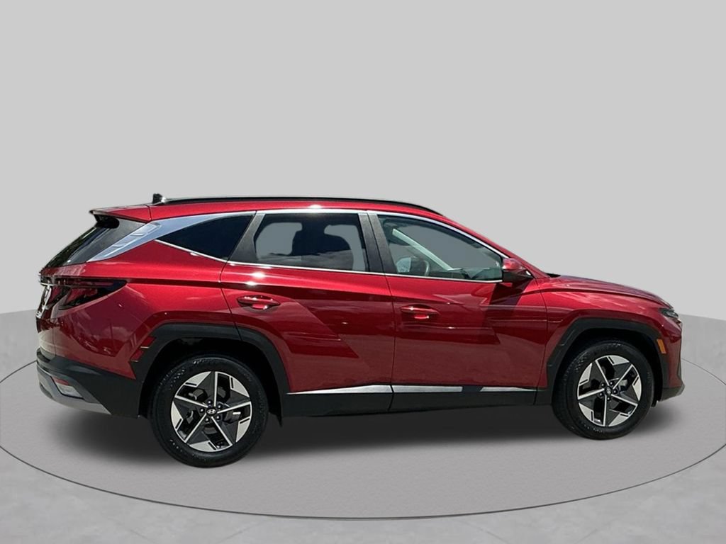Used 2025 Hyundai Tucson SEL FWD image 15