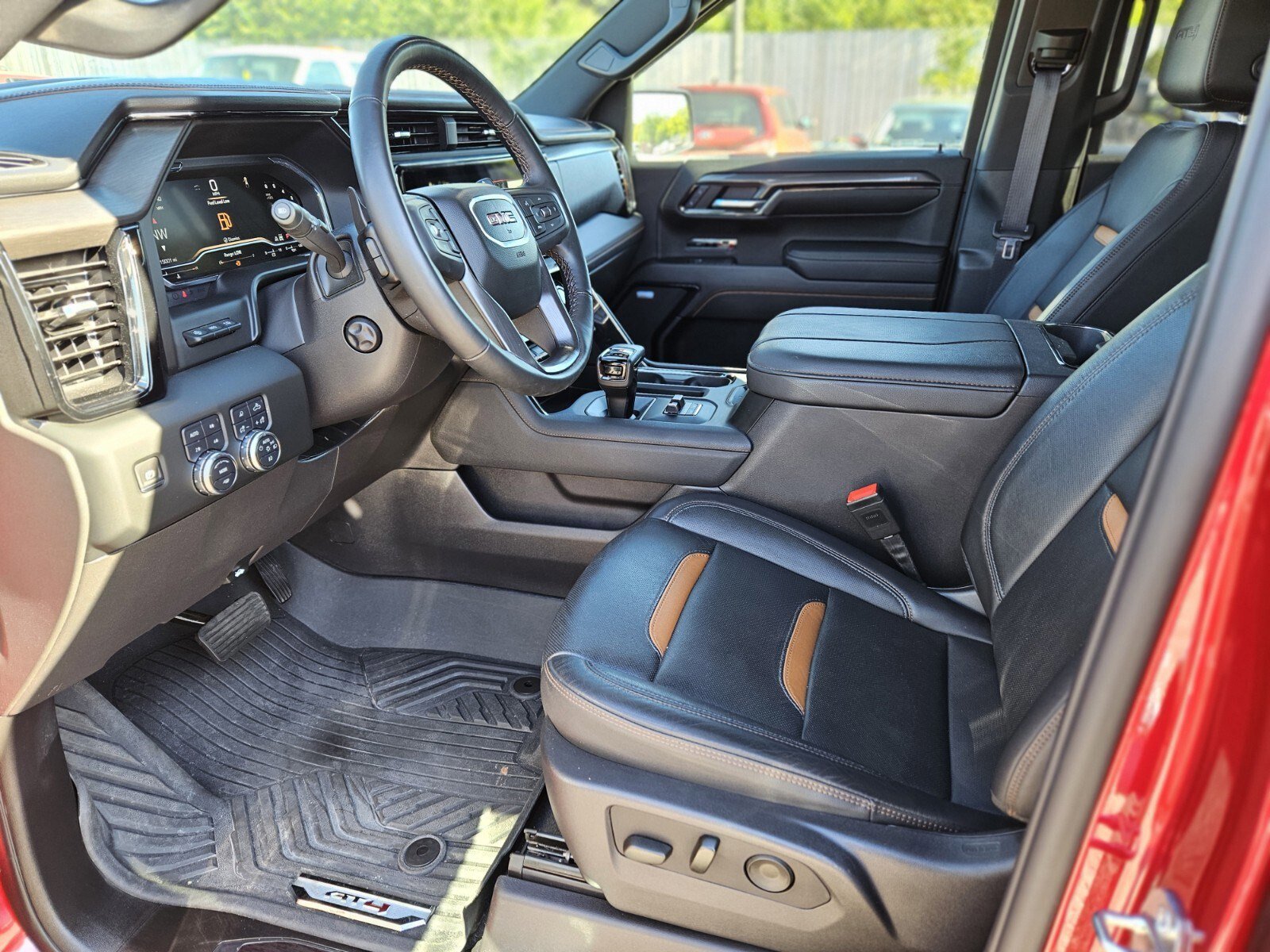 Used 2024 GMC Sierra 1500 AT4 w/ Technology Package image 20