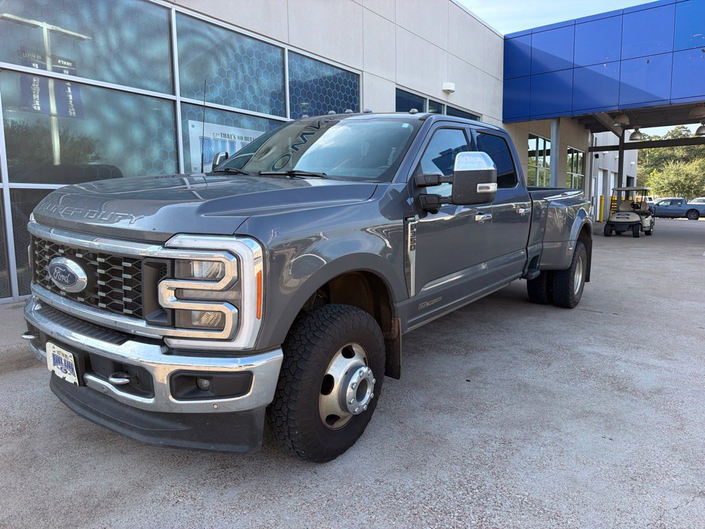 Certified 2023 Ford F350 Lariat w/ Lariat Ultimate Package AWD/4WD image 2