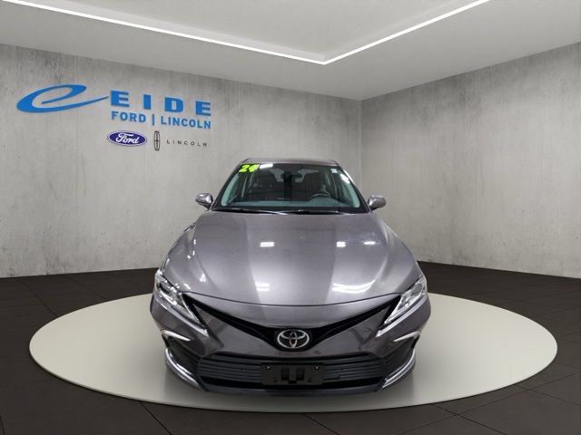 Used 2024 Toyota Camry LE FWD image 6