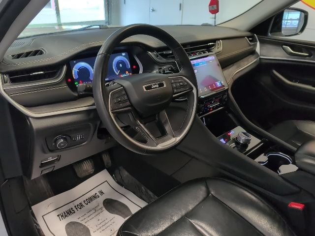 Used 2023 Jeep Grand Cherokee Limited AWD/4WD image 11