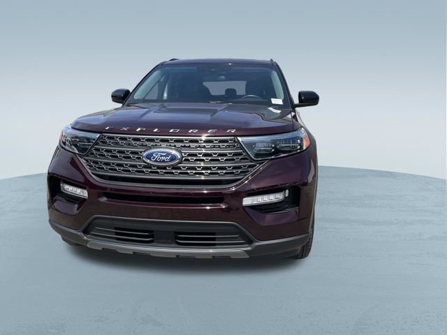 Certified 2023 Ford Explorer XLT w/ Equipment Group 202A AWD/4WD image 10