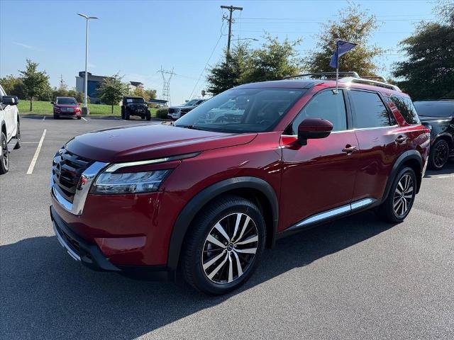 Used 2023 Nissan Pathfinder Platinum AWD/4WD image 4