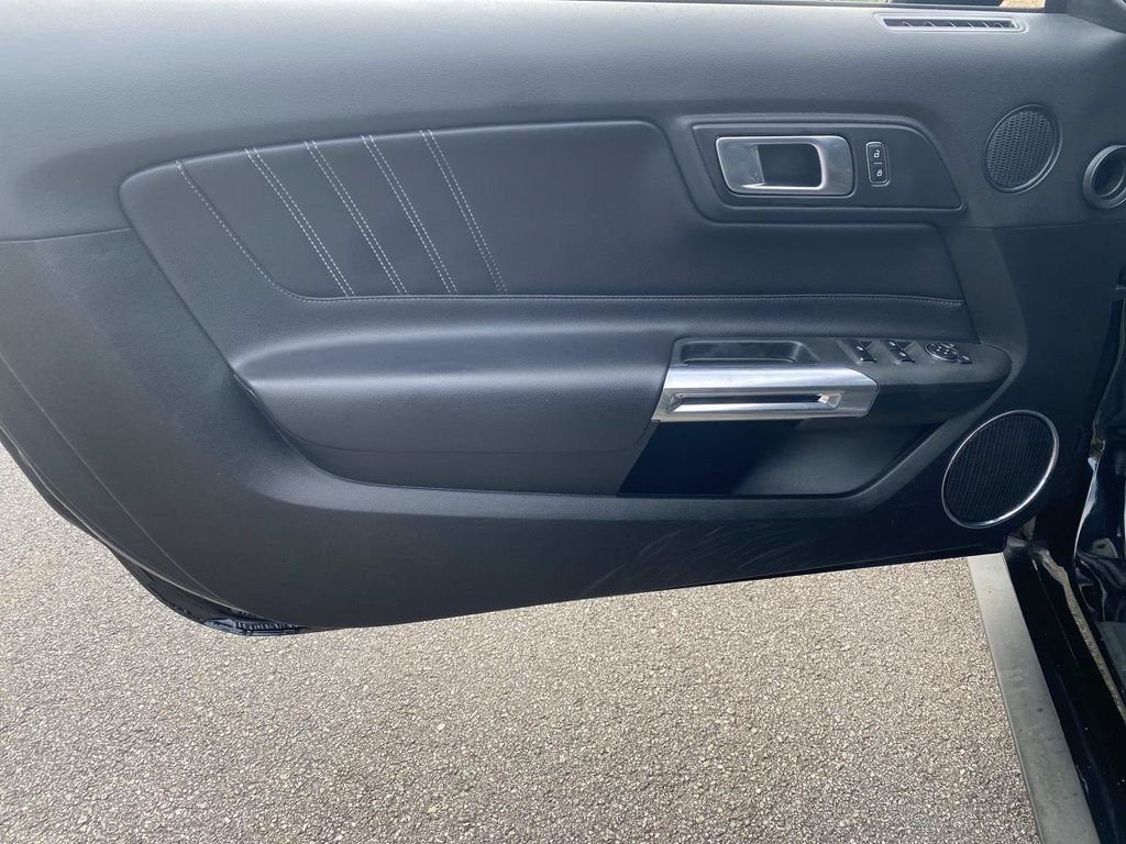 Certified 2022 Ford Mustang Premium RWD image 15