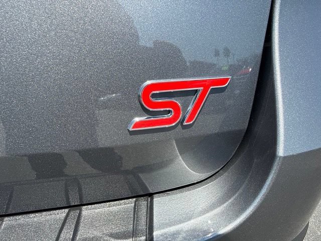 Certified 2023 Ford Explorer ST w/ Equipment Group 401A AWD/4WD image 9