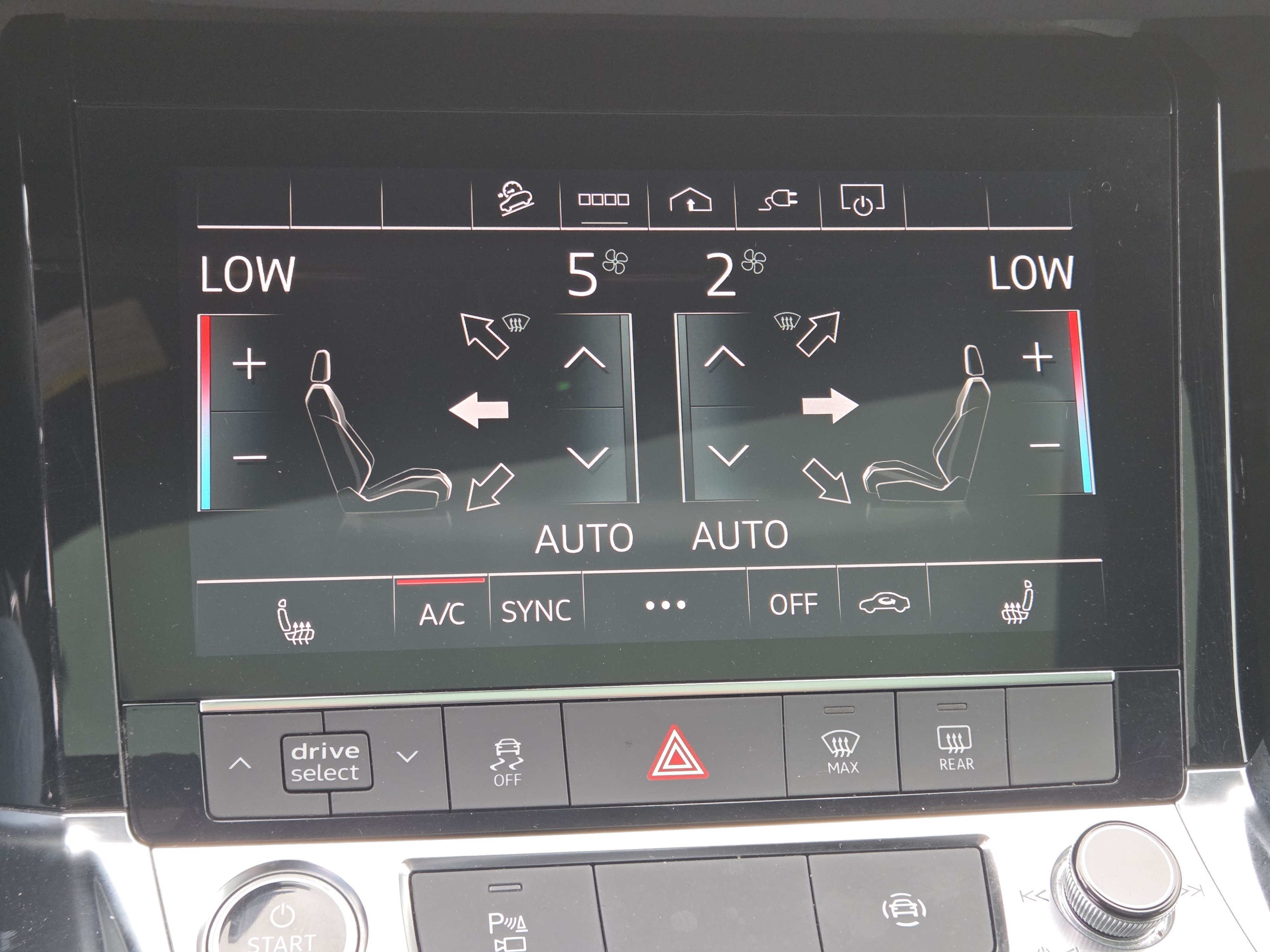 Used 2023 Audi e-tron Premium w/ Convenience Plus Package AWD/4WD image 36