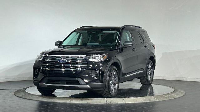 Certified 2025 Ford Explorer Active w/ Active Comfort Package AWD/4WD image 5
