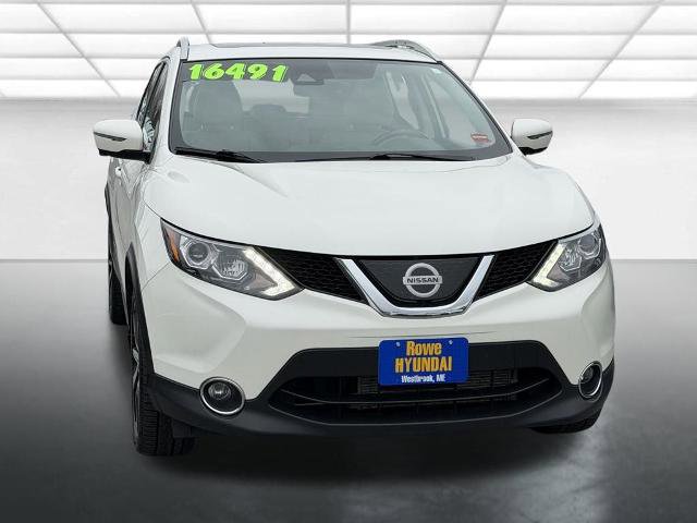Used 2019 Nissan Rogue Sport SL w/ Premium Package AWD/4WD image 2