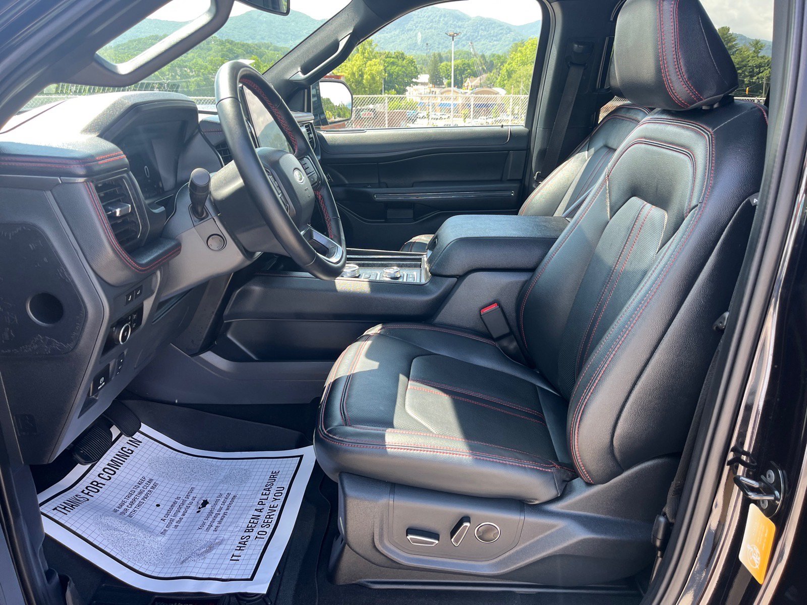 Certified 2024 Ford Expedition Limited AWD/4WD image 16