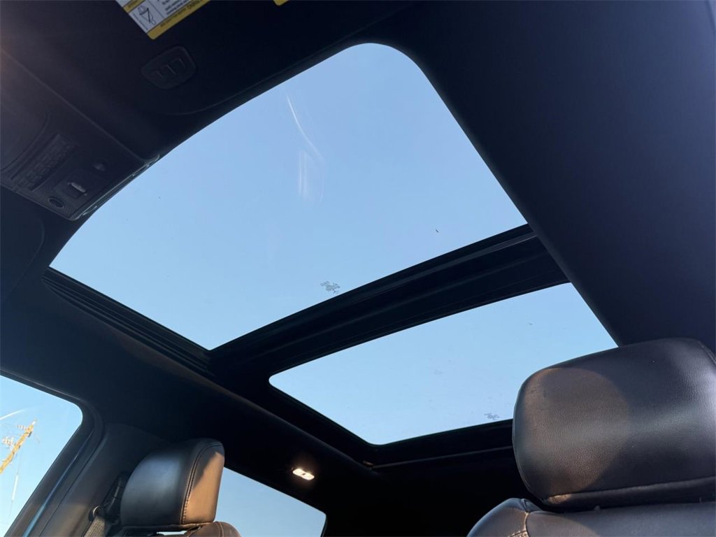 Certified 2019 Ford F150 Raptor w/ Equipment Group 802A Luxury image 14