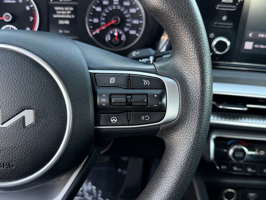 Used 2023 Kia K5 LXS FWD image 21