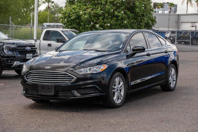 Certified 2018 Ford Fusion SE w/ Fusion SE Technology Package FWD image 3