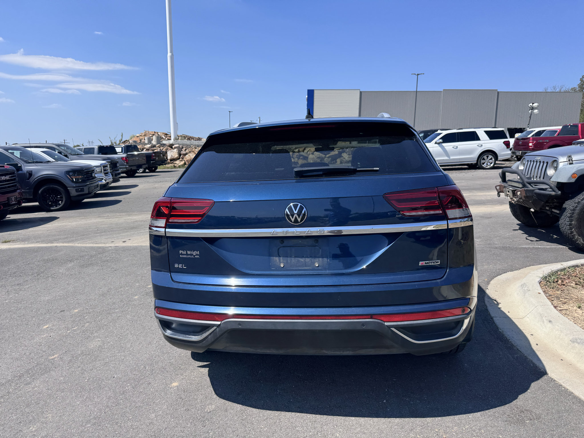 Used 2020 Volkswagen Atlas Cross Sport SEL AWD/4WD image 6
