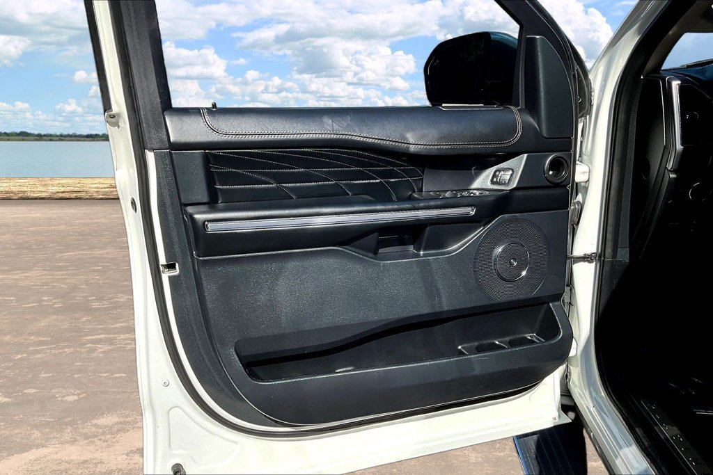 Certified 2020 Ford Expedition Platinum AWD/4WD image 22