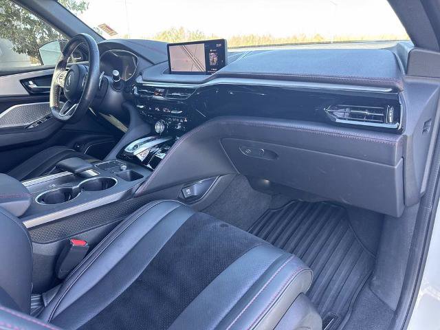 Used 2023 Acura MDX A-Spec image 13