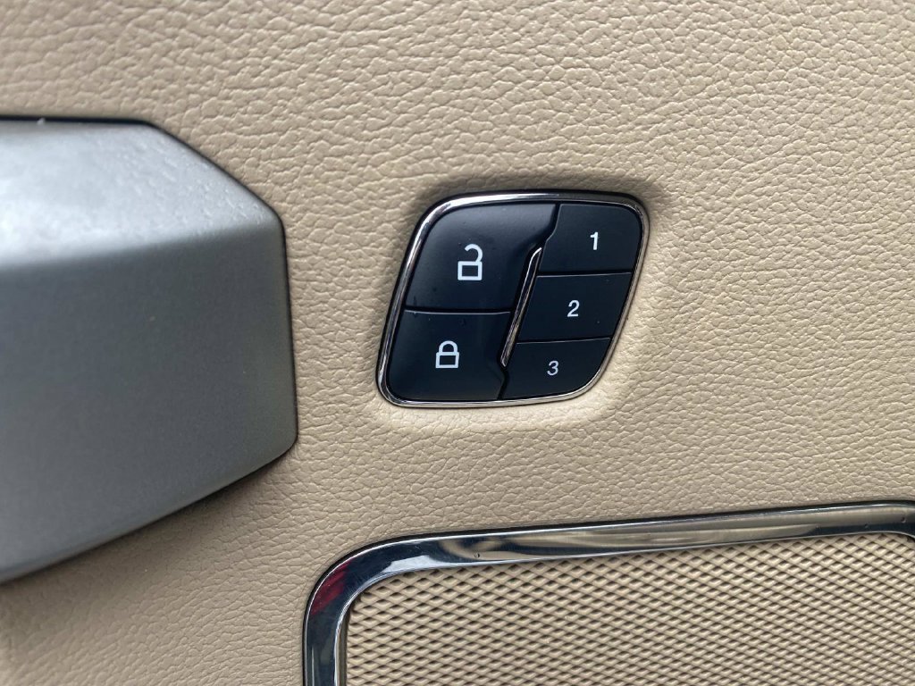 Certified 2018 Ford F150 Lariat RWD image 17