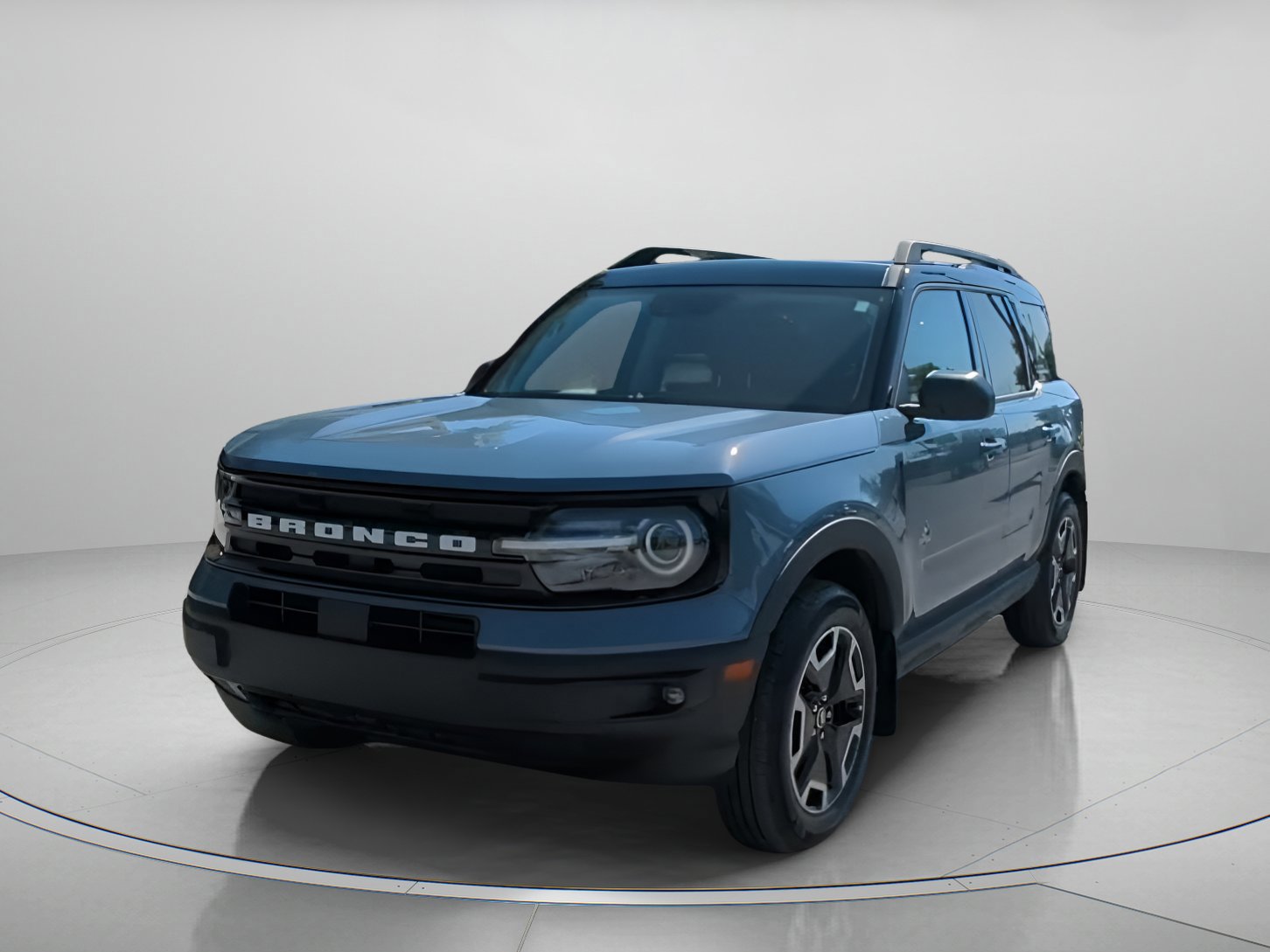 Certified 2024 Ford Bronco Sport Outer Banks w/ Tech Package image 3