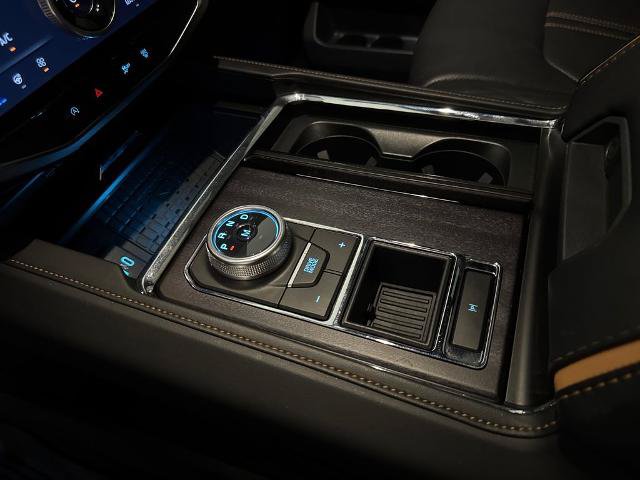 Certified 2024 Ford Expedition Max Platinum RWD image 32