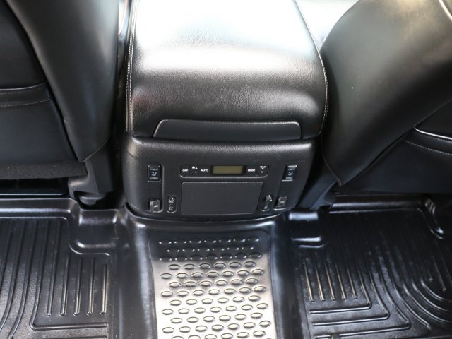 Used 2019 Nissan Armada Platinum w/ Captain's Chairs Package AWD/4WD image 18