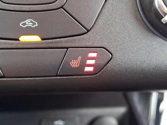 Certified 2018 Ford Fusion SE FWD image 25