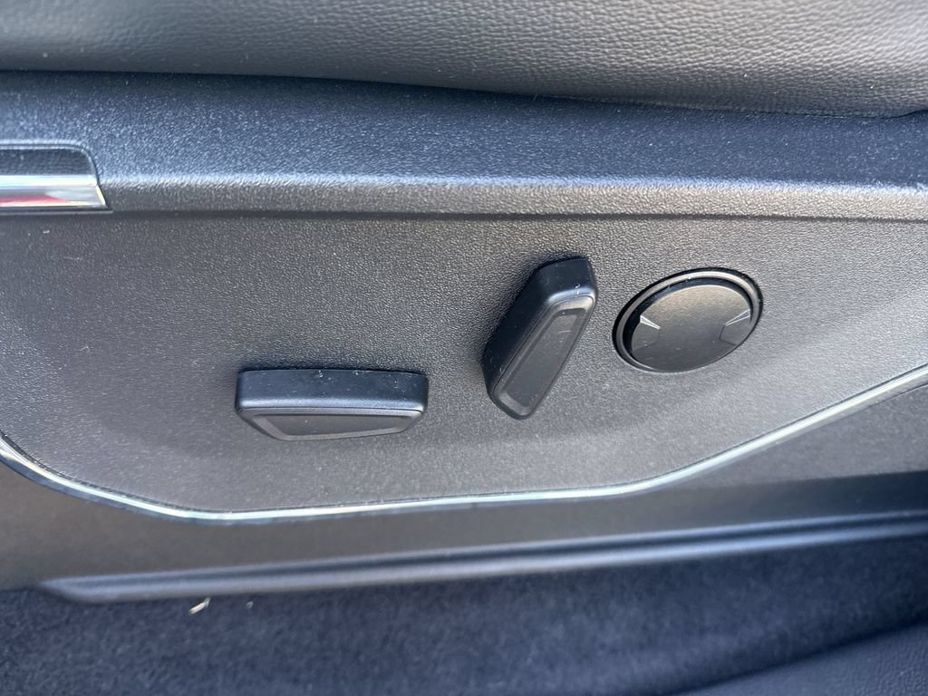 Certified 2024 Ford F150 Lariat AWD/4WD image 10