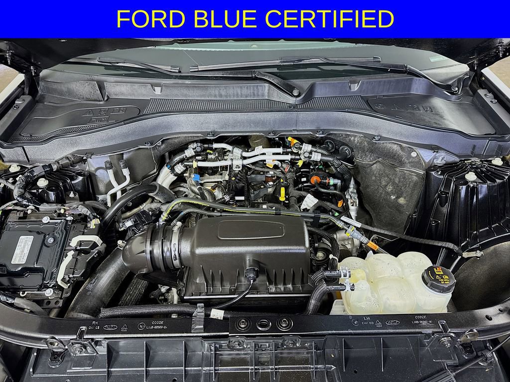 Certified 2022 Ford Explorer XLT w/ Equipment Group 202A image 32