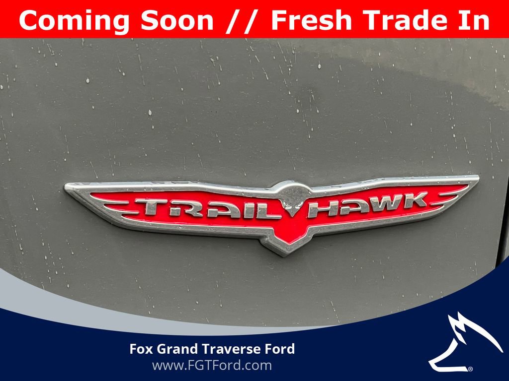 Used 2022 Jeep Cherokee Trailhawk w/ Premium Leather Package AWD/4WD image 2