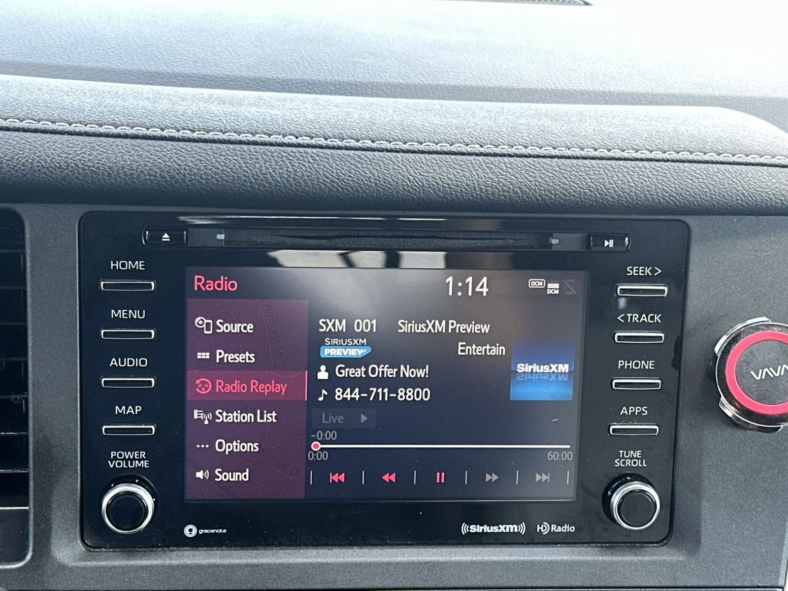 Used 2018 Toyota Sienna XLE w/ XLE Navigation Package FWD image 25
