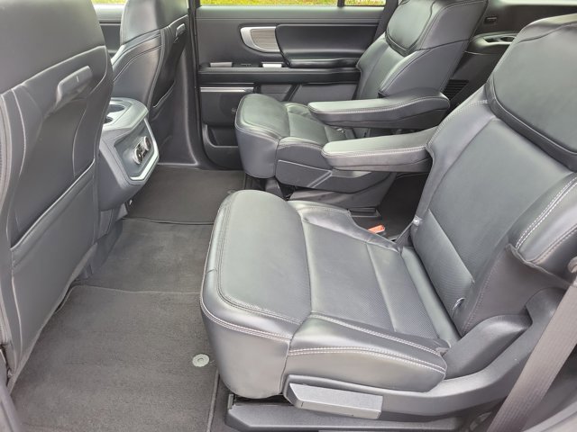 Certified 2025 Ford Expedition Platinum image 13