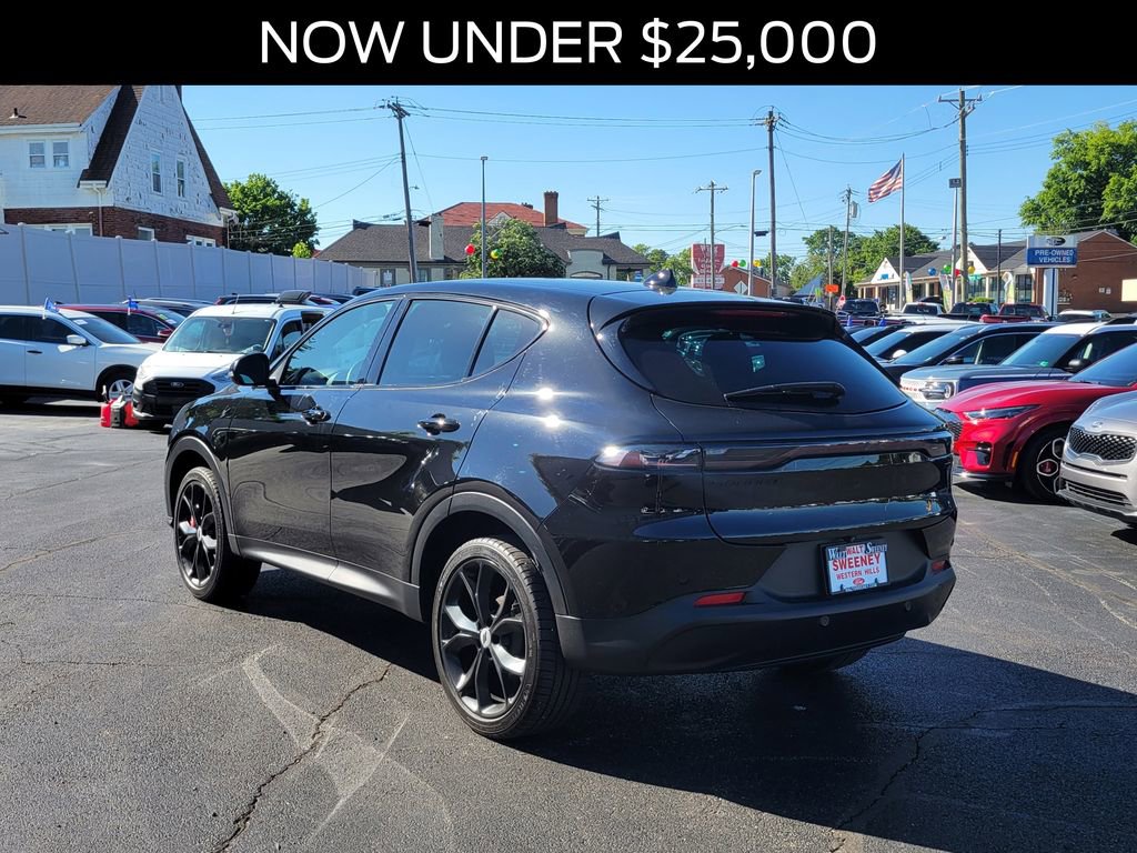 Used 2024 Dodge Hornet GT AWD/4WD image 3