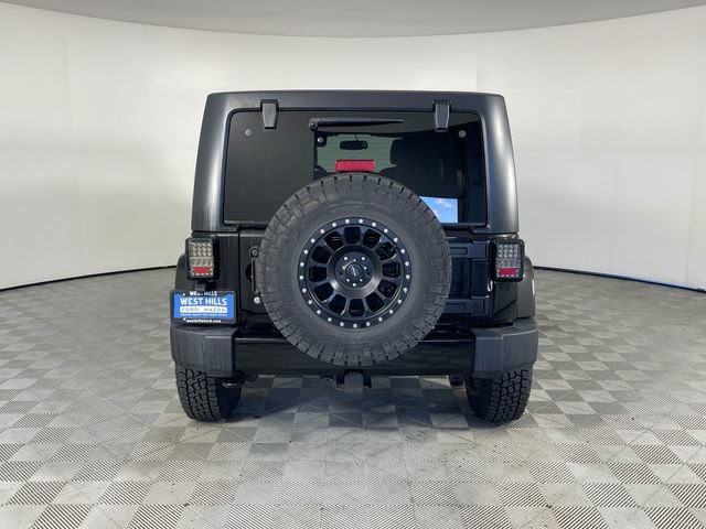Used 2017 Jeep Wrangler Unlimited Sahara w/ Connectivity Group AWD/4WD image 21
