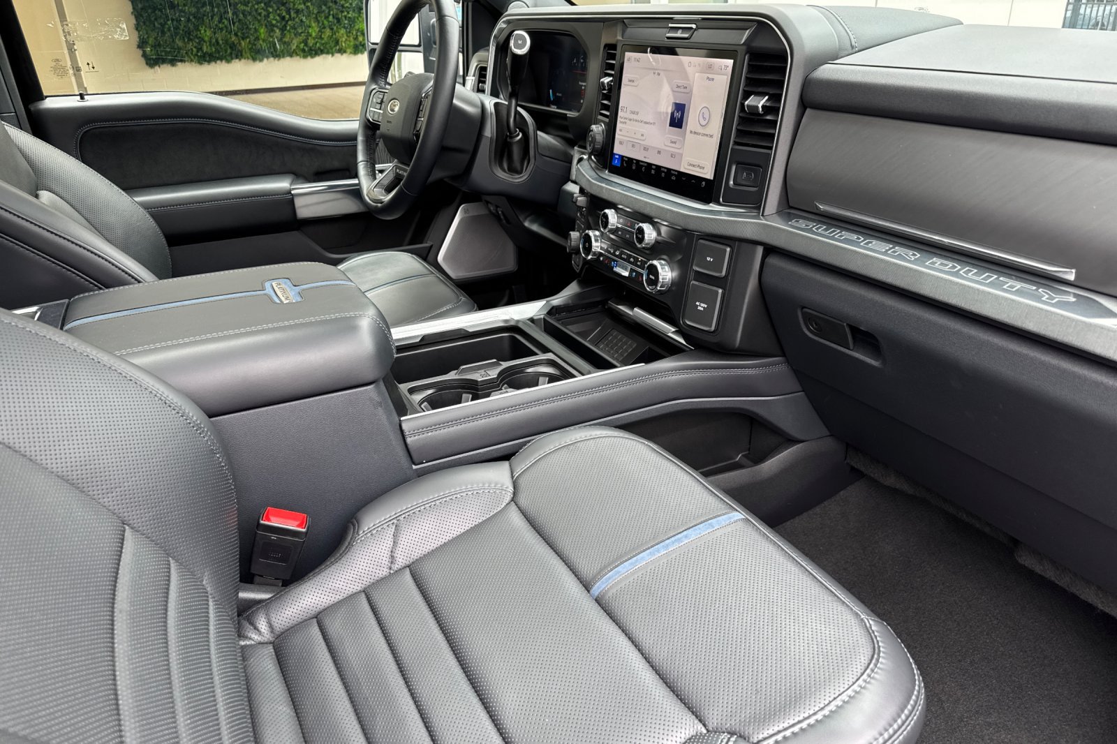 Certified 2025 Ford F350 Platinum AWD/4WD image 15