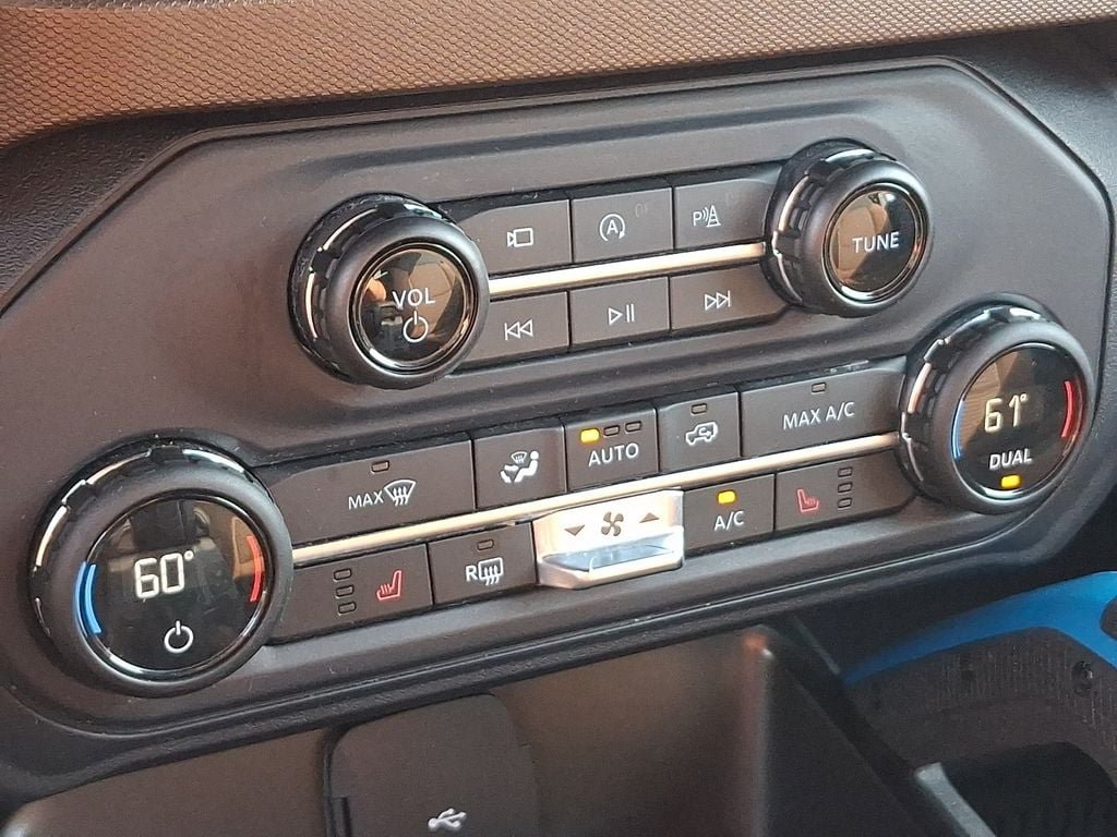 Certified 2023 Ford Bronco Outer Banks AWD/4WD image 16
