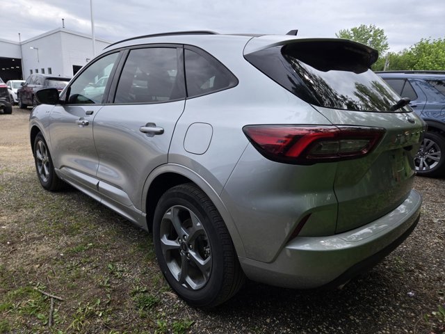 Certified 2023 Ford Escape ST-Line w/ Equipment Group 301A FWD image 3