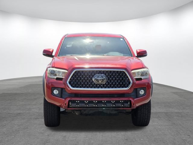 Used 2018 Toyota Tacoma TRD Off-Road RWD image 2