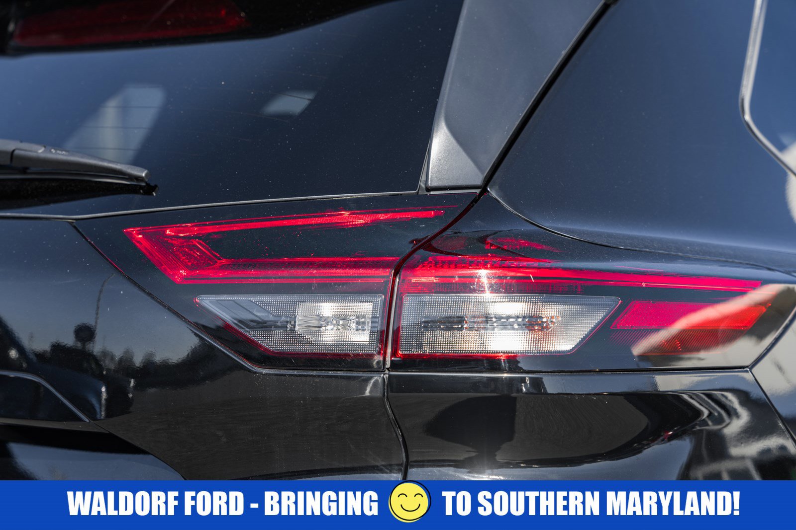 Used 2024 Nissan Rogue S image 7