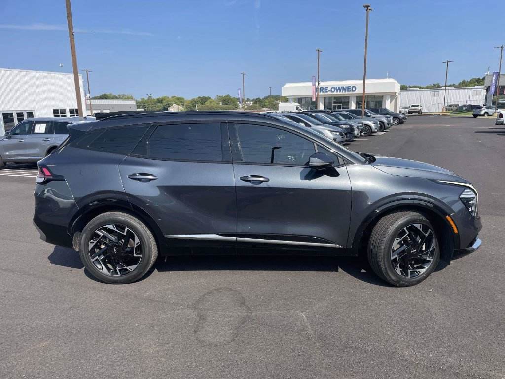 Used 2024 Kia Sportage SX AWD/4WD image 2