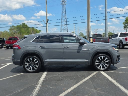 Used 2023 Volkswagen Atlas Cross Sport SEL Premium R-Line AWD/4WD image 5