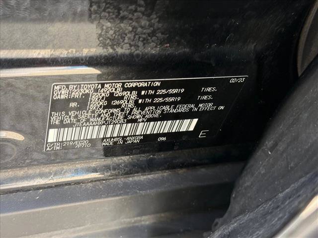 Used 2023 Toyota Venza XLE AWD/4WD image 26