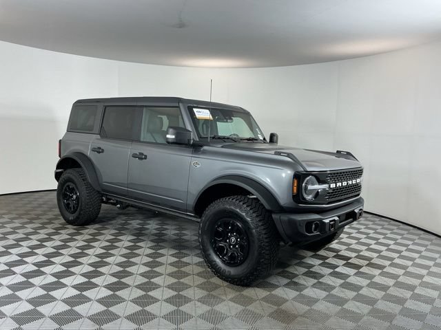 Certified 2023 Ford Bronco Wildtrak AWD/4WD image 3