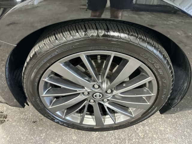 Used 2019 Nissan Maxima Platinum w/ Reserve Package FWD image 23