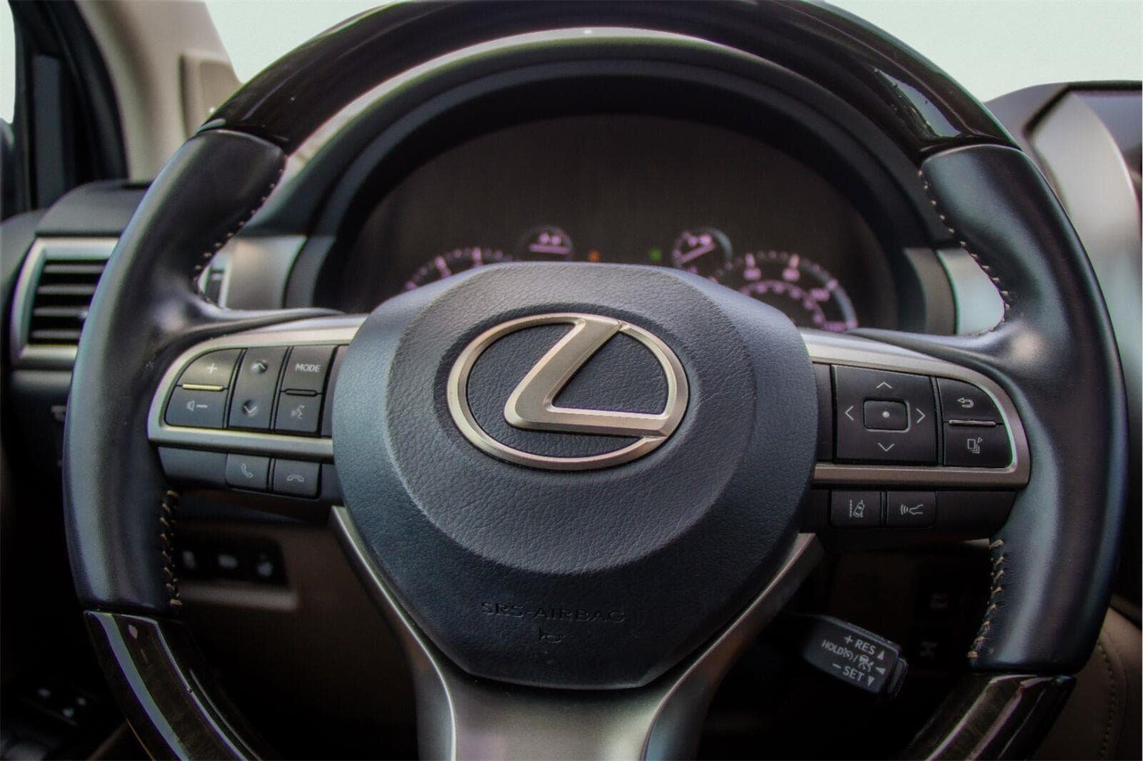 Used 2023 Lexus GX 460 Premium w/ Premium Package AWD/4WD image 13