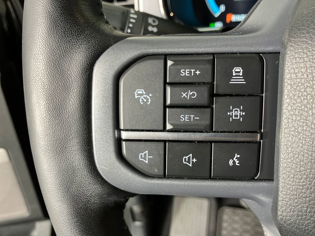 Certified 2023 Ford F150 Lariat w/ Equipment Group 502A High image 17