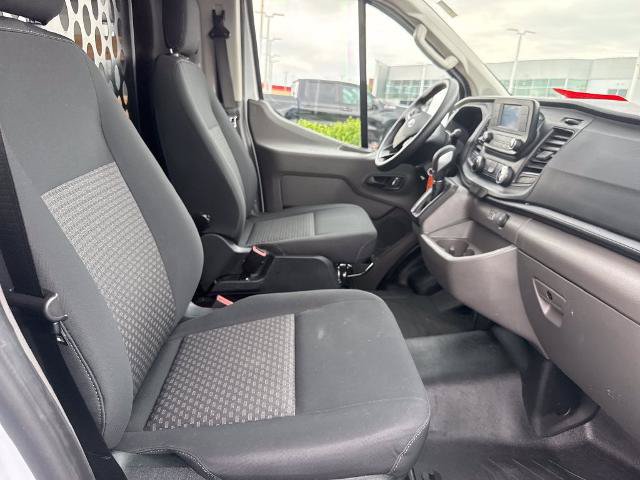Certified 2025 Ford Transit 250 Low Roof w/ Exterior Upgrade Package RWD image 9