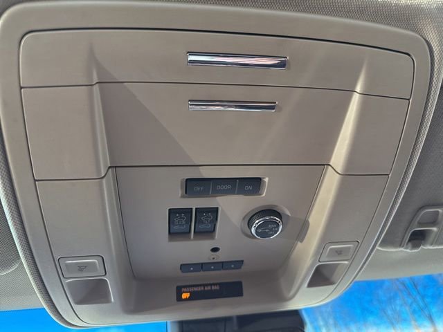 Used 2019 Chevrolet Tahoe Premier image 33