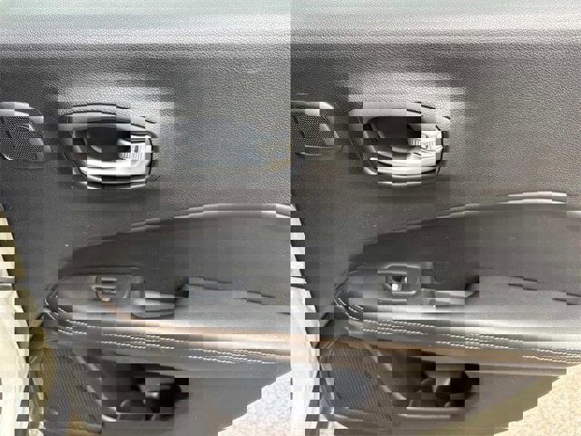 Used 2018 Jeep Compass Limited w/ Navigation Group image 20