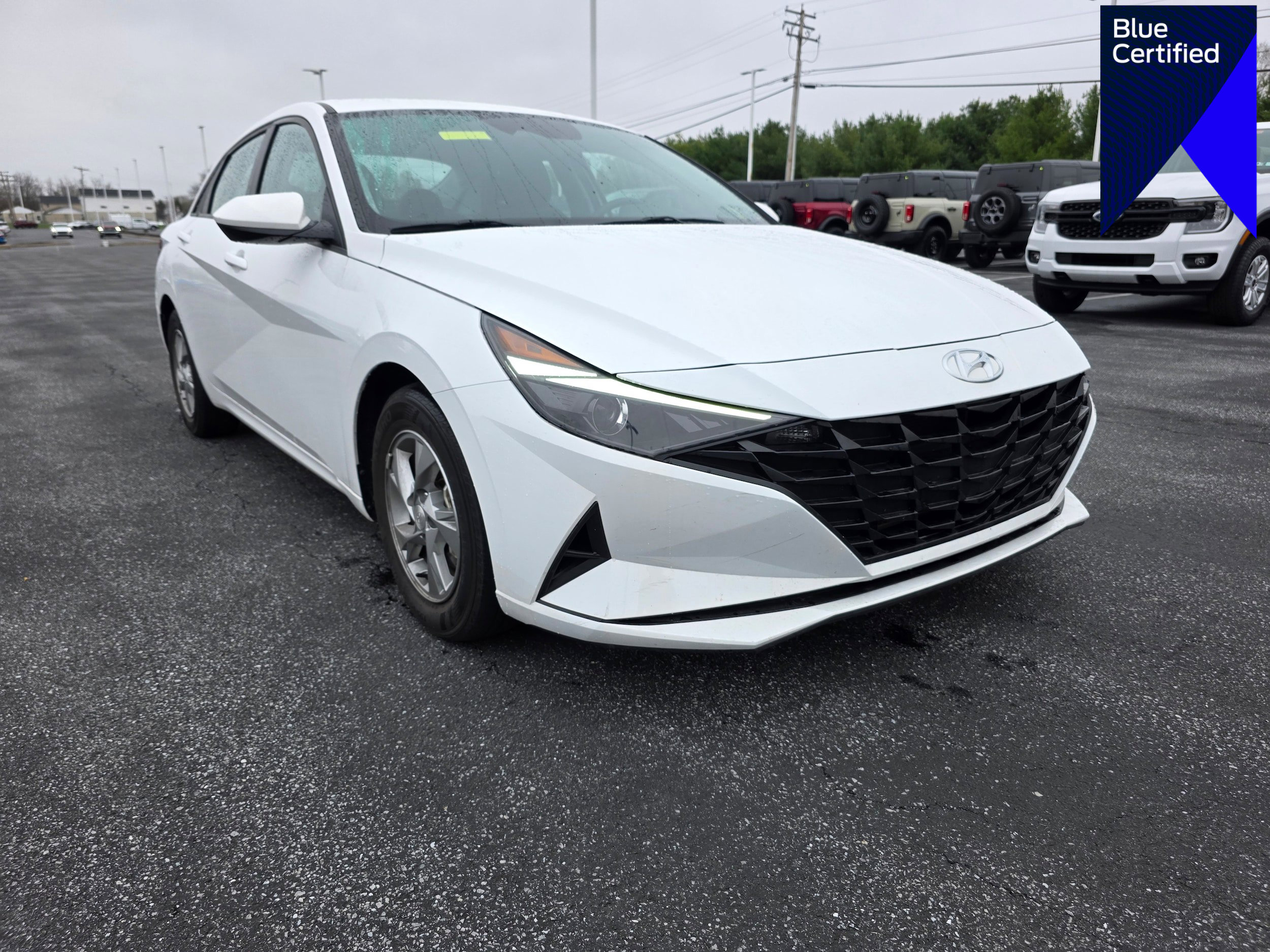 Used 2023 Hyundai Elantra SE